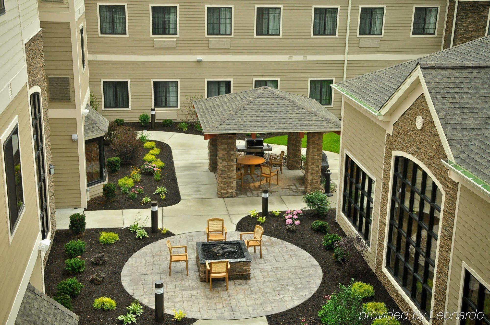 Hawthorn Suites By Wyndham Williamsville Buffalo Airport Eksteriør billede